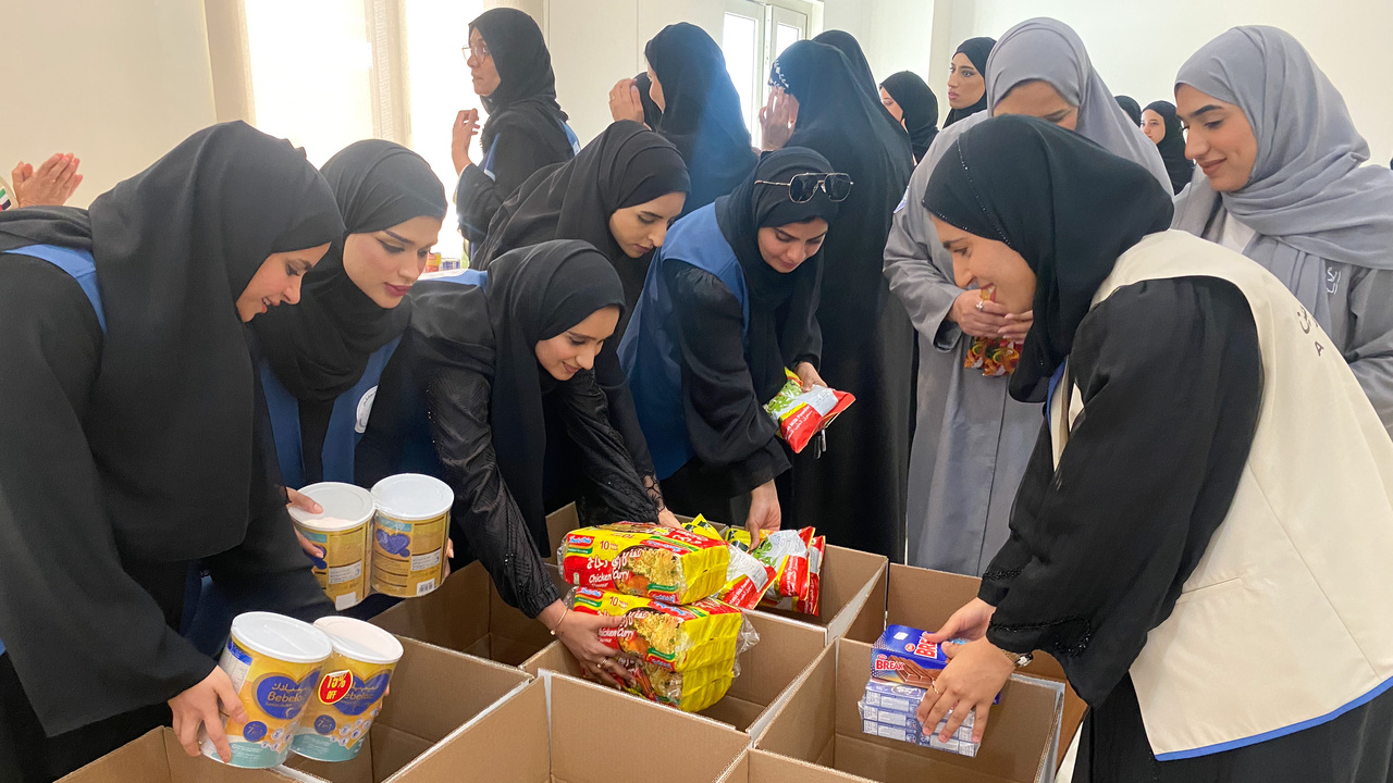 Khorfakkan University participates in the "Bridges of Good" campaign to provide help to those affected by earthquakes in Syria and Turkey